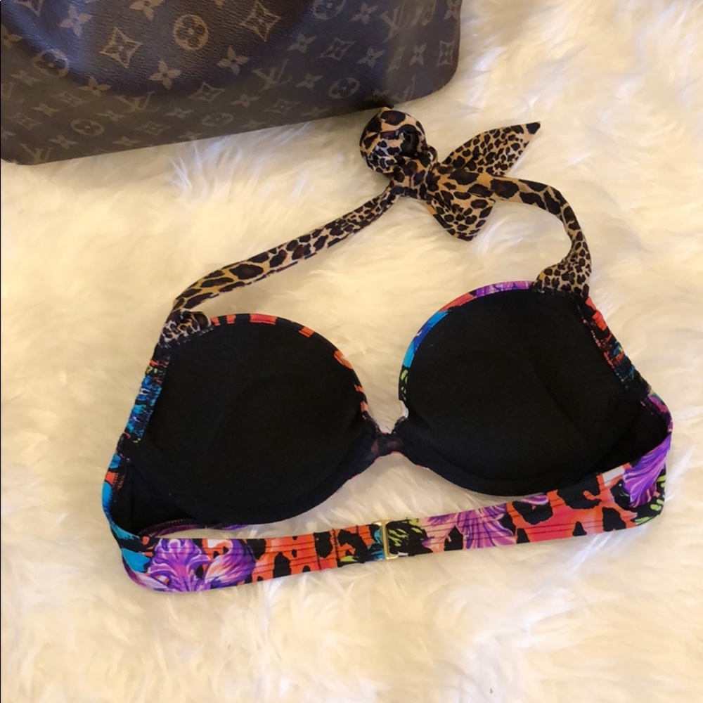 Victoria’s Secret bikini set - Picture 4 of 5